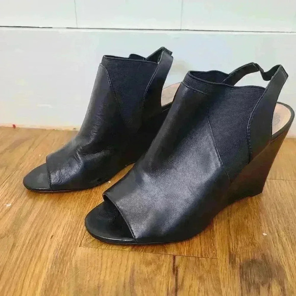 Vince Camuto Black Leather Wedge Open Toe Bootie Shoes Size 8.5 - Picture 2 of 11